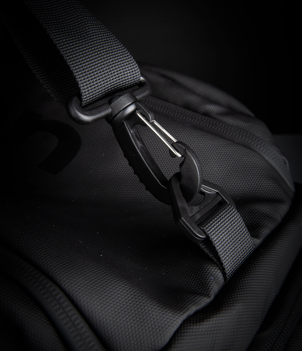 ROAM TRAVEL DUFFLE BACKPACK - BLACK