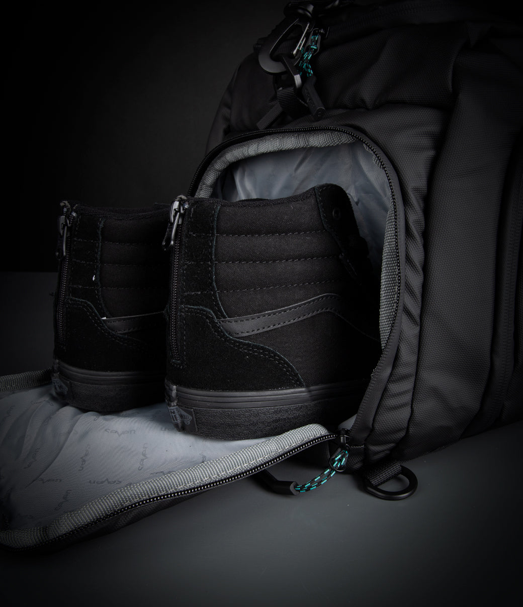 ROAM TRAVEL DUFFLE BACKPACK - BLACK